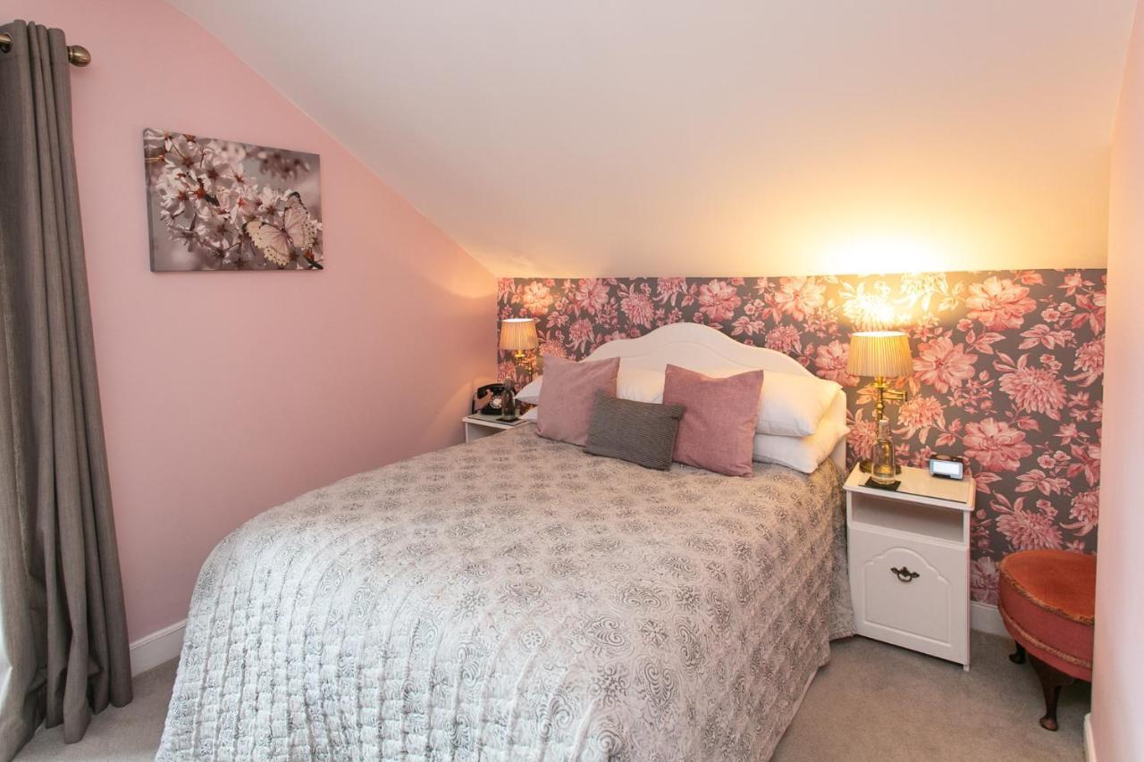Shelleven Guest House Бангор Екстериор снимка