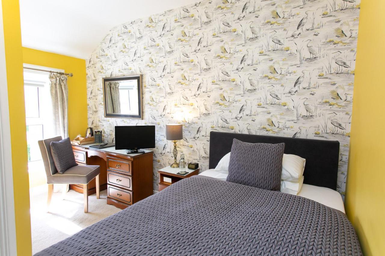 Shelleven Guest House Бангор Екстериор снимка