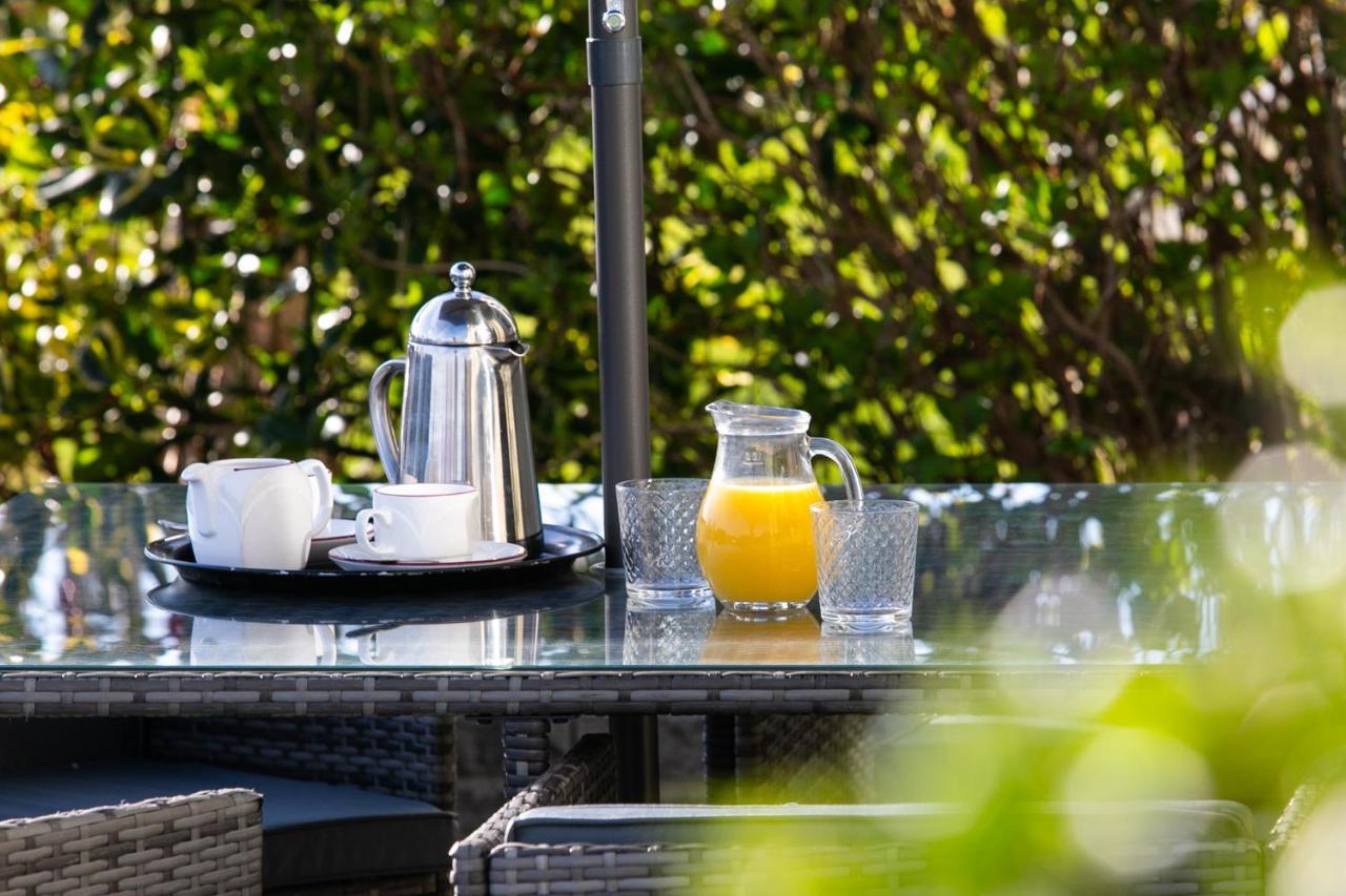 Shelleven Guest House Бангор Екстериор снимка