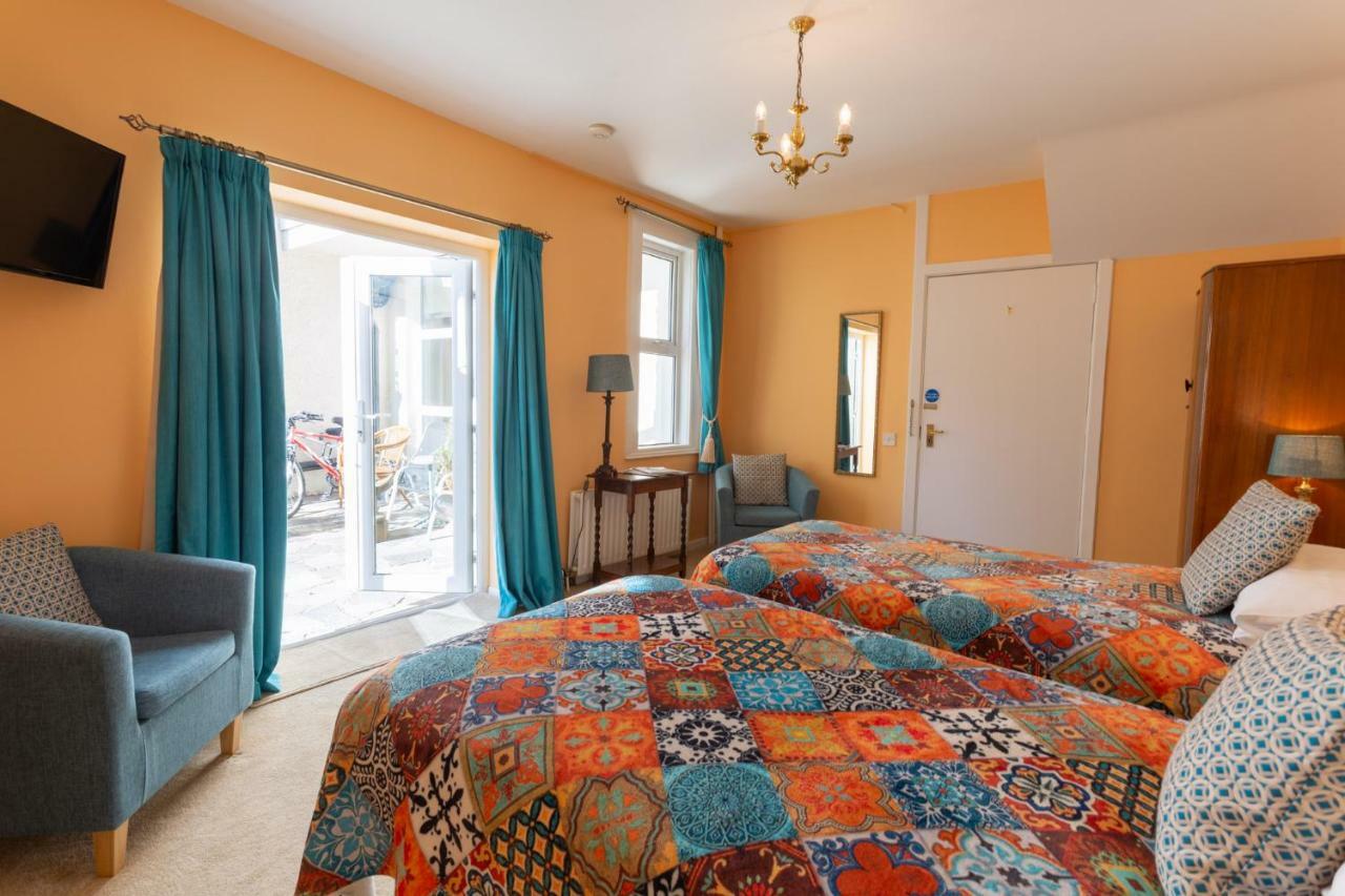 Shelleven Guest House Бангор Екстериор снимка